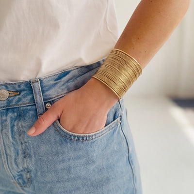 أسورة الخيوط الدهب