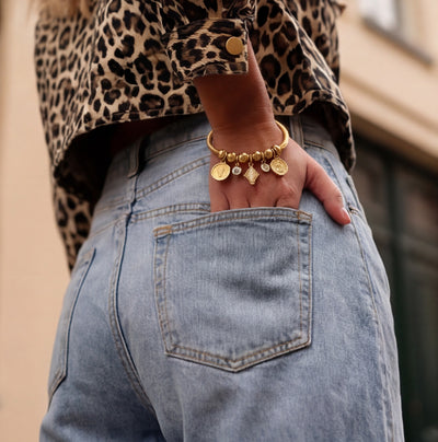 أسورة الكنز الذهبي