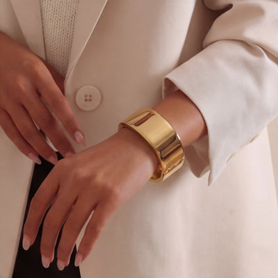 أسورة الكاف الهندسي