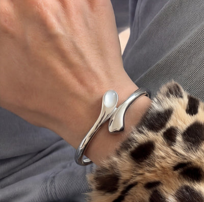 أسورة ضوء القمر