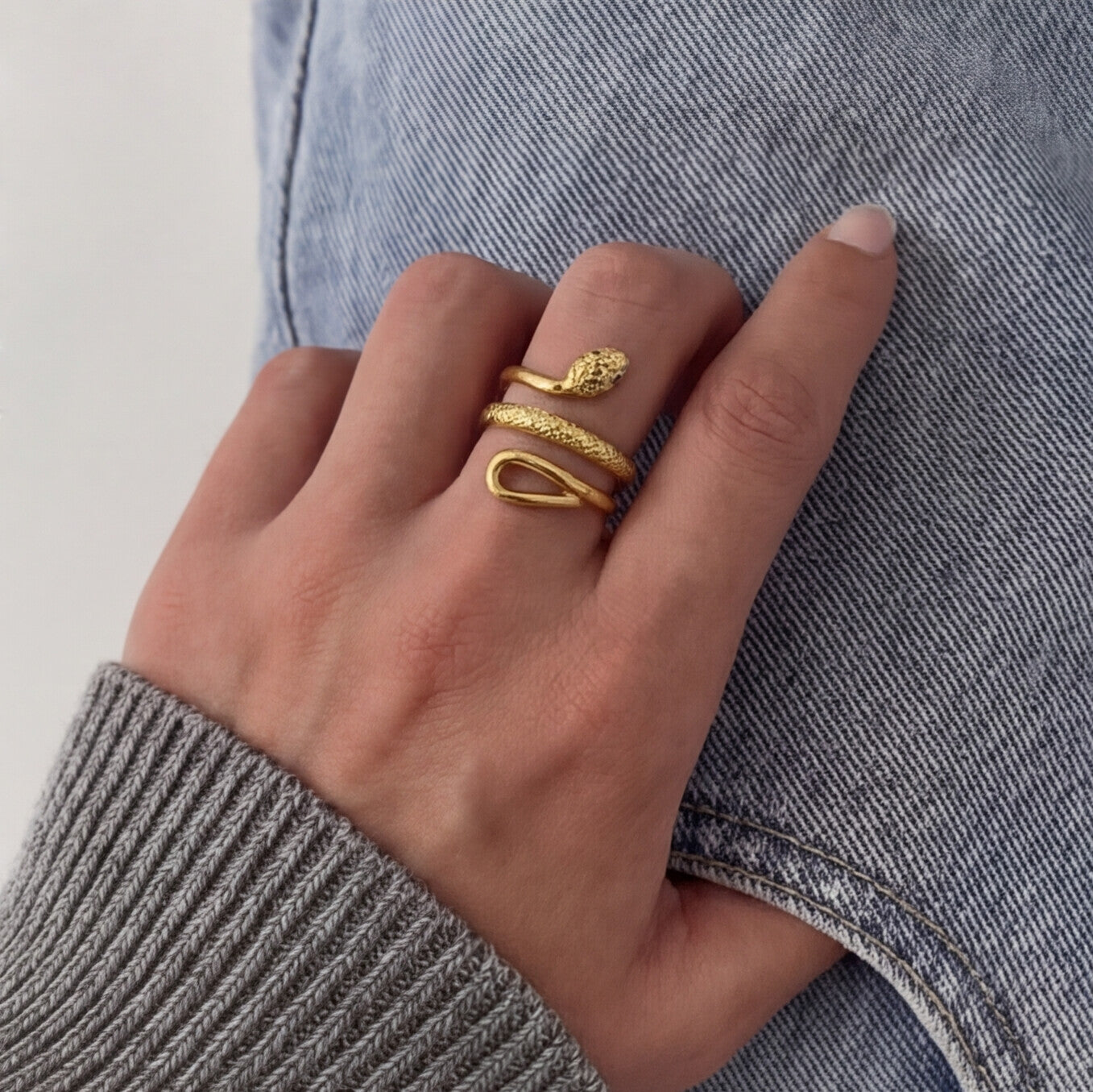 خاتم التعبان الفرعوني