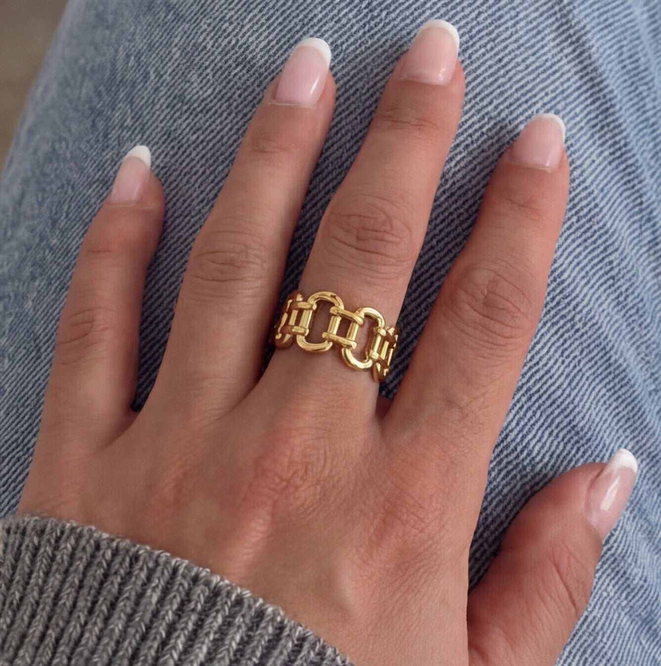 خاتم الهاردوير الدهب