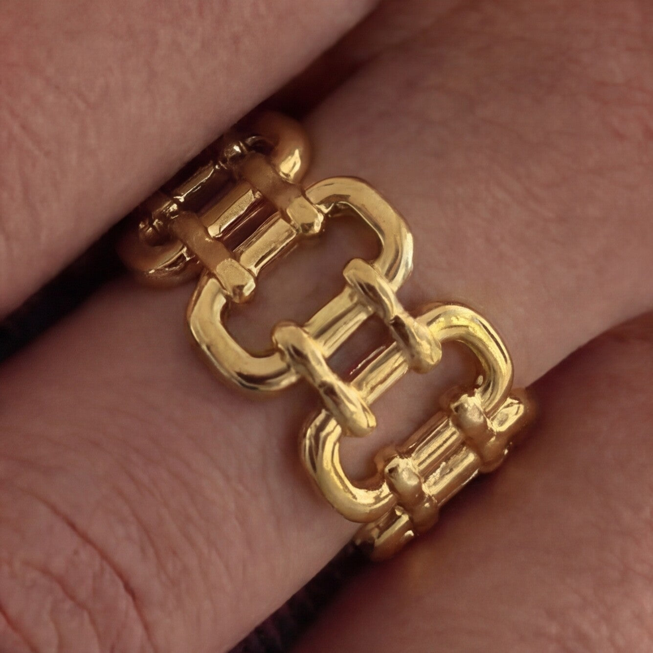 خاتم الهاردوير الدهب