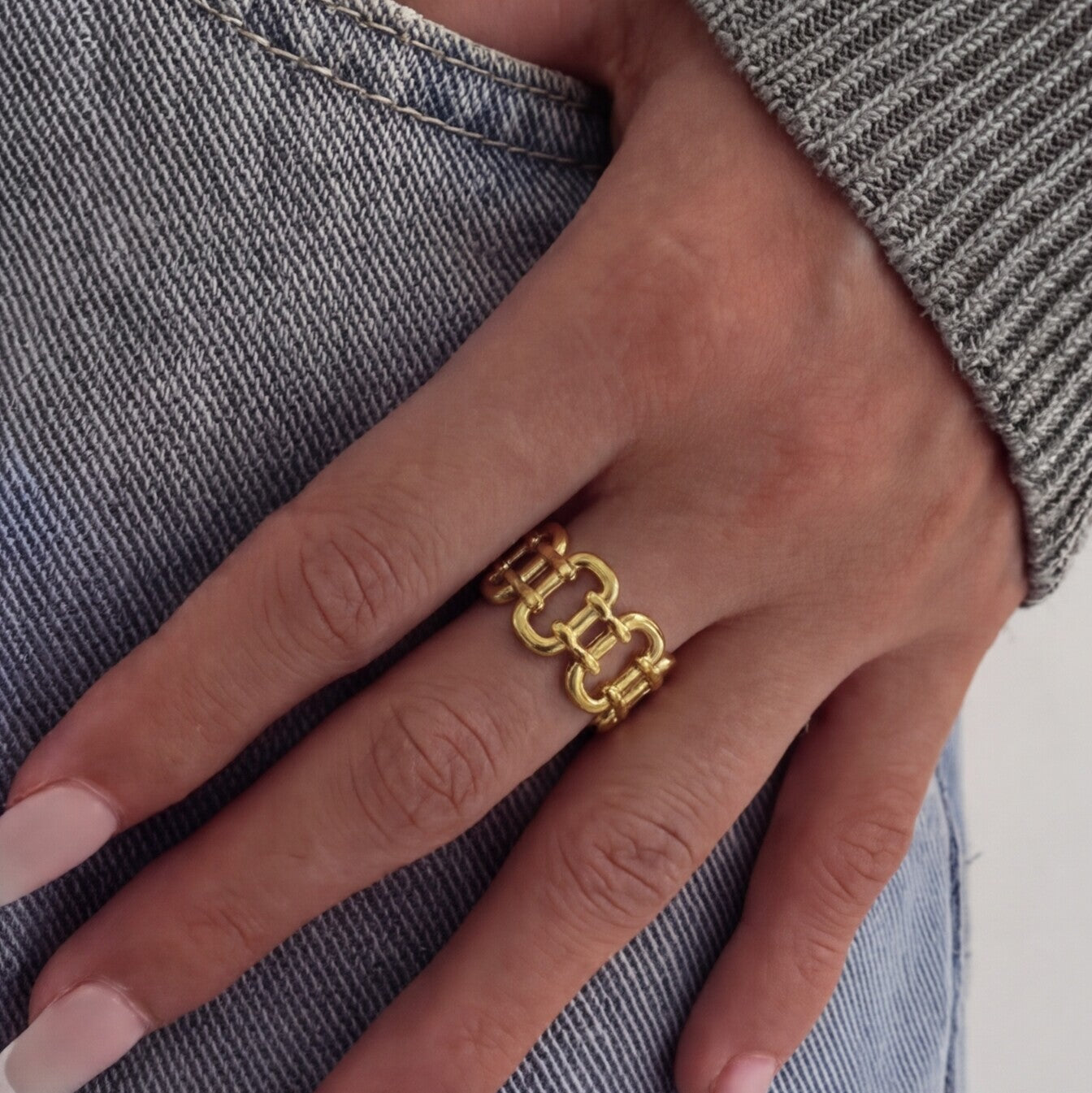 خاتم الهاردوير الدهب