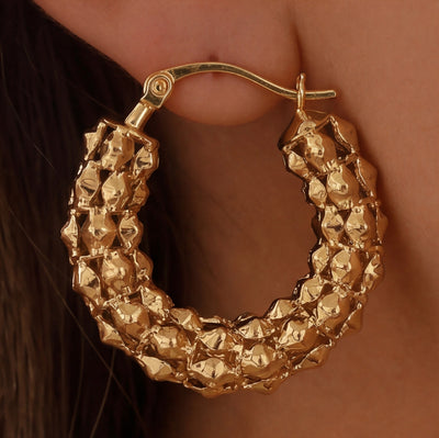 حلق الكلوفر الأخضر الدهب